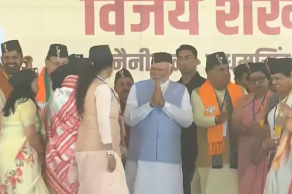 Prime Minister Narendra Modi Honored by Party Leaders in Rudrapur