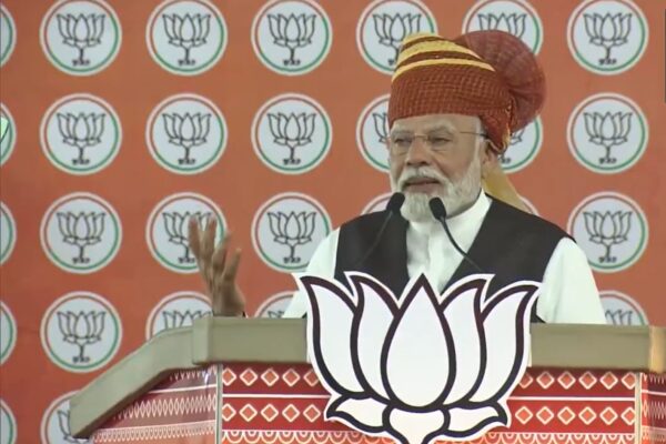 Modi Challenges Congress’s Fear Narrative on Ram Mandir and Article 370 in Himatnagar Rally