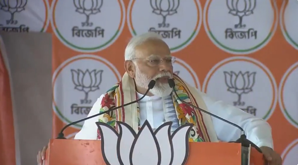 PM Modi Pays Homage to Women at Bolpur Rally, Advocates for Empowerment
