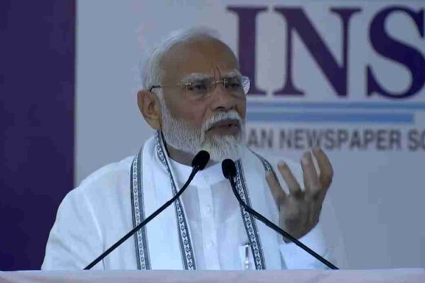 PM Modi Urges National Unity in Environmental Preservation Efforts in Mumbai Address