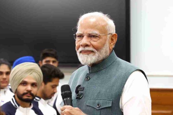 Prime Minister Modi Honors PR Sreejesh: “An Icon of Indian Hockey’s Golden Era”